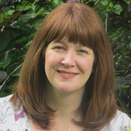 A portrait of the author Emma Davies